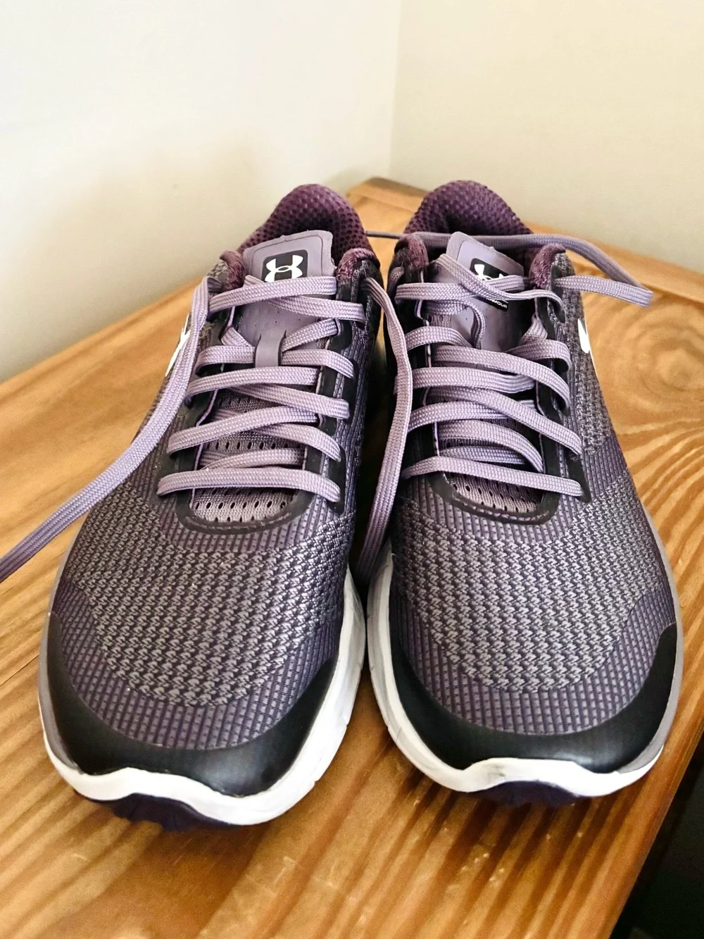 Under Armour Women's Purple & White Charged Lightning Running Sneakers